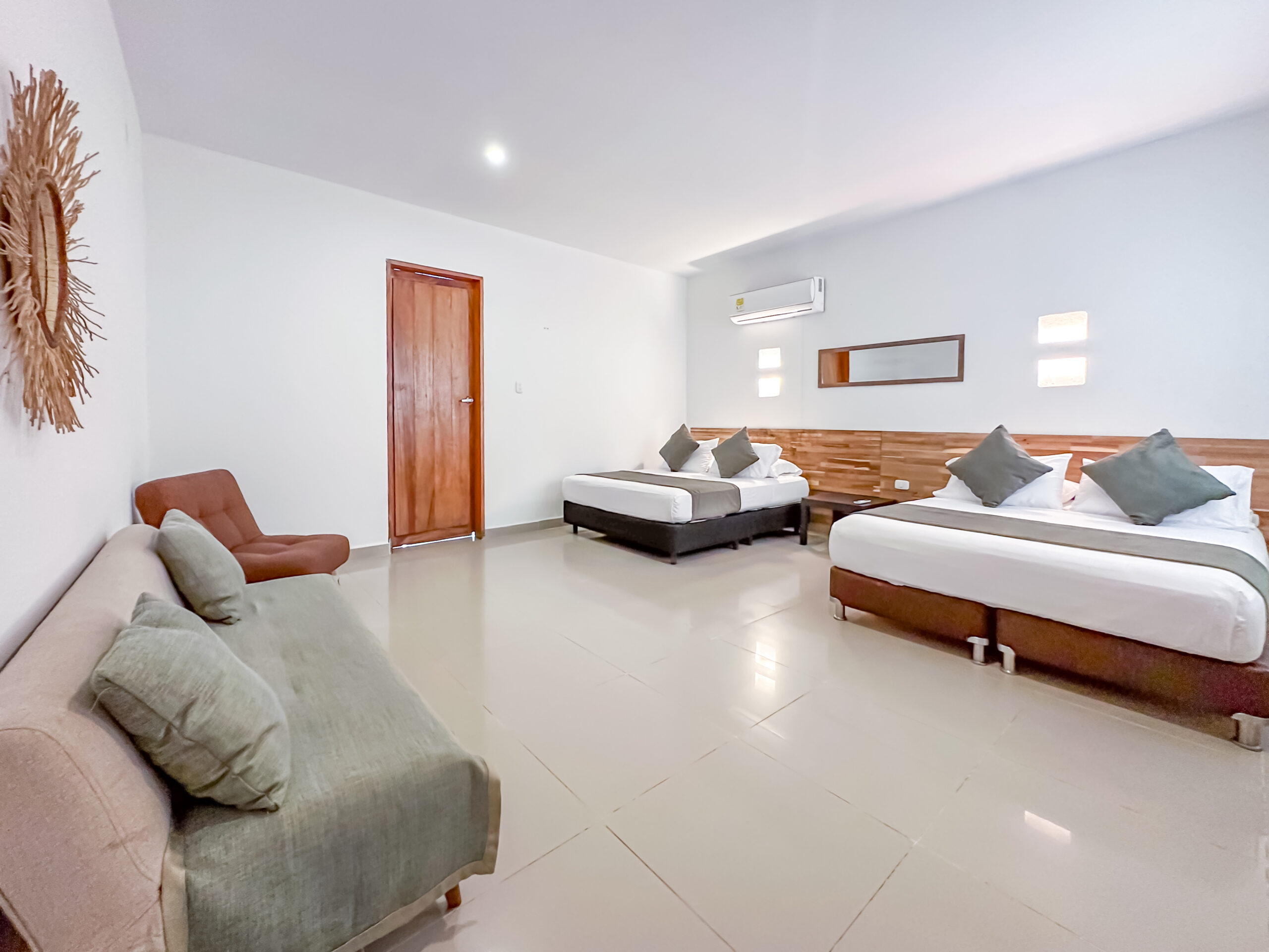 HUKU BEACH HOSTEL